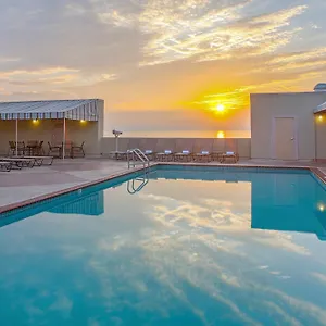 3* Resort Quarters