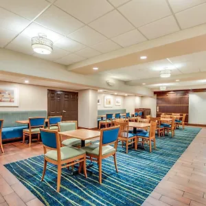 Hotel Country & By Radisson, Virginia Oceanfront , Va, Virginia Beach
